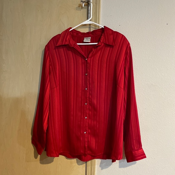 Allison Daley Tops - Women 22W Plus Size Vintage Gorgeous Red Holiday Blouse Gemstone Buttons